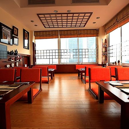 Moon View Hotel - 65 Cua Bac - By Bay Luxury Hanoi Buitenkant foto